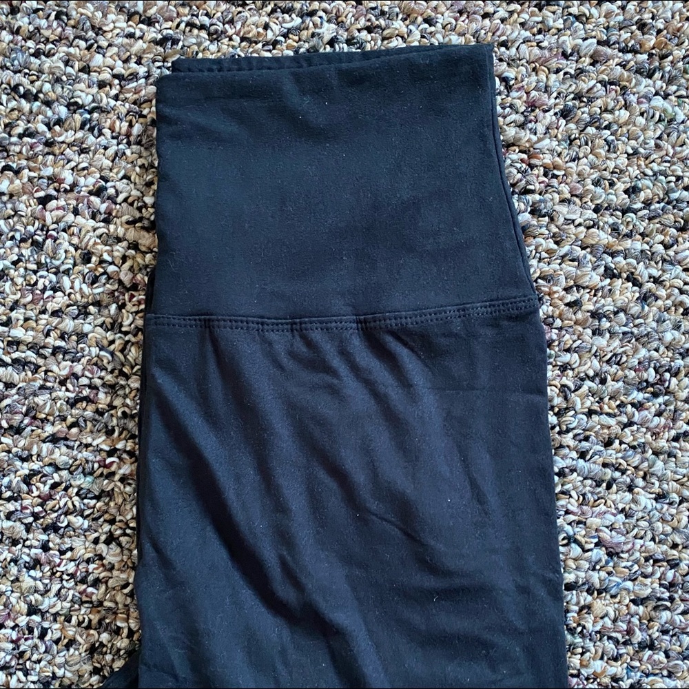 Black leggings